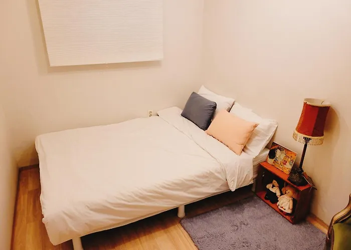 Qoom House